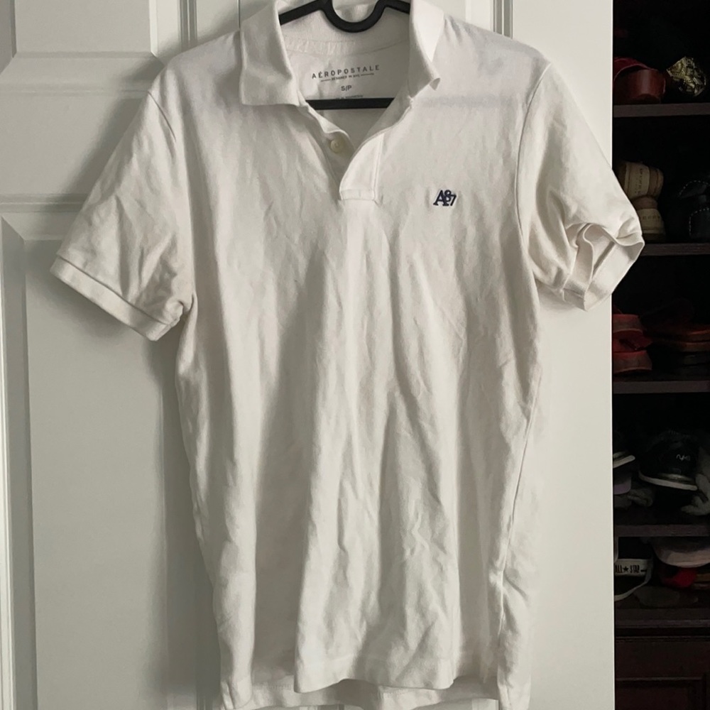 White boy’s/men’s collar shirt